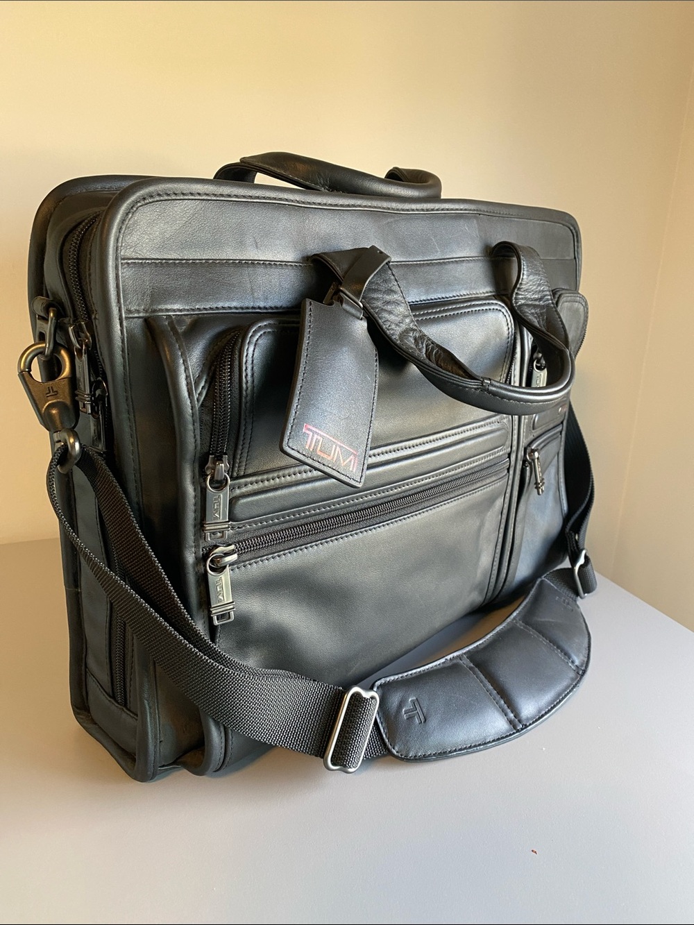 Tumi Black Leather Laptop Briefcase with Shoulder Strap